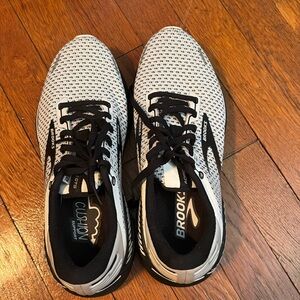 Brooks Adrenaline GTS